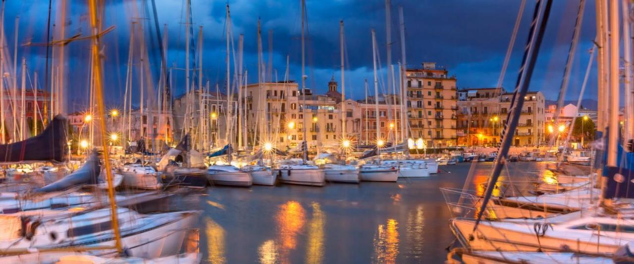 Piazza Marina Open Space باليرمو المظهر الخارجي الصورة